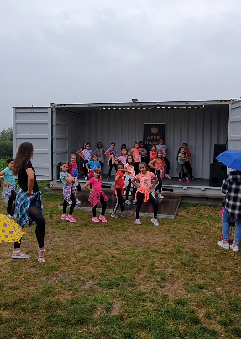 TGM Zumba Kids Und Stepping Queens Beim 18. Mainer Apfelfest TGM Budenheim
